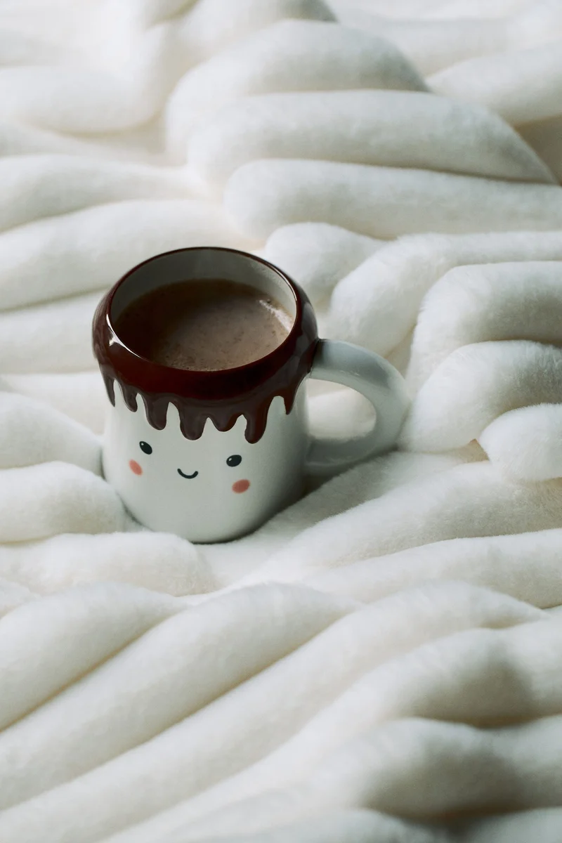 H&M Marshmallow-shaped mug