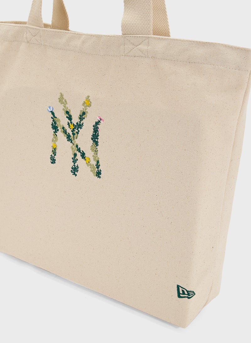 NEW ERA New York Yankees Floral Tote  - Image 4