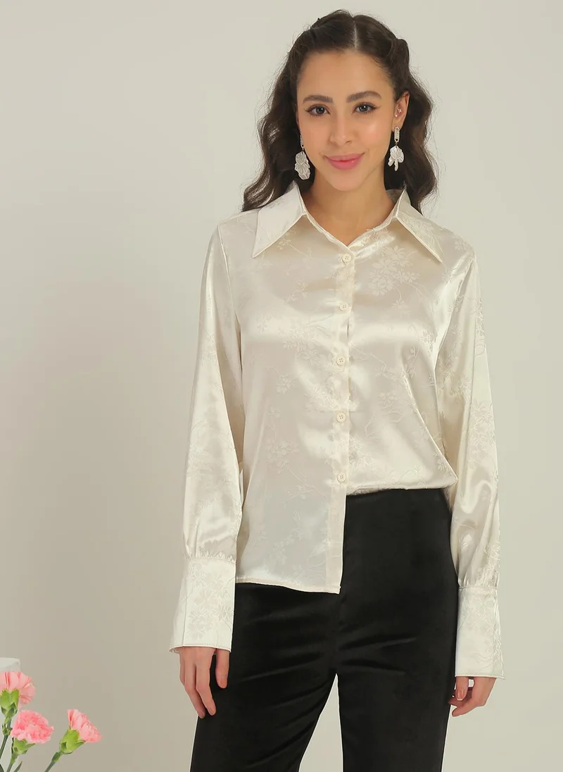 جلو باص Globus Women Beige Floral Self Design Collared Neck Cuffed Sleeves Party Shirt