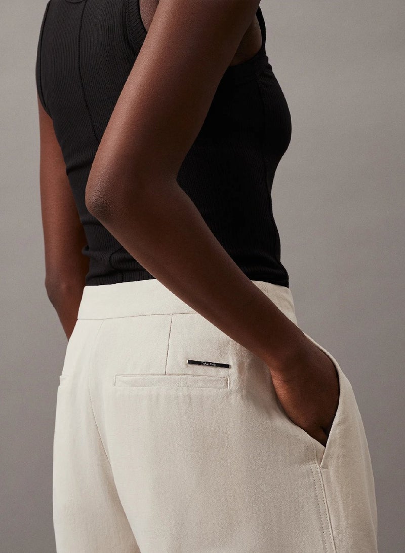 CALVIN KLEIN Wide Linen Blend Tailored Shorts - Image 3