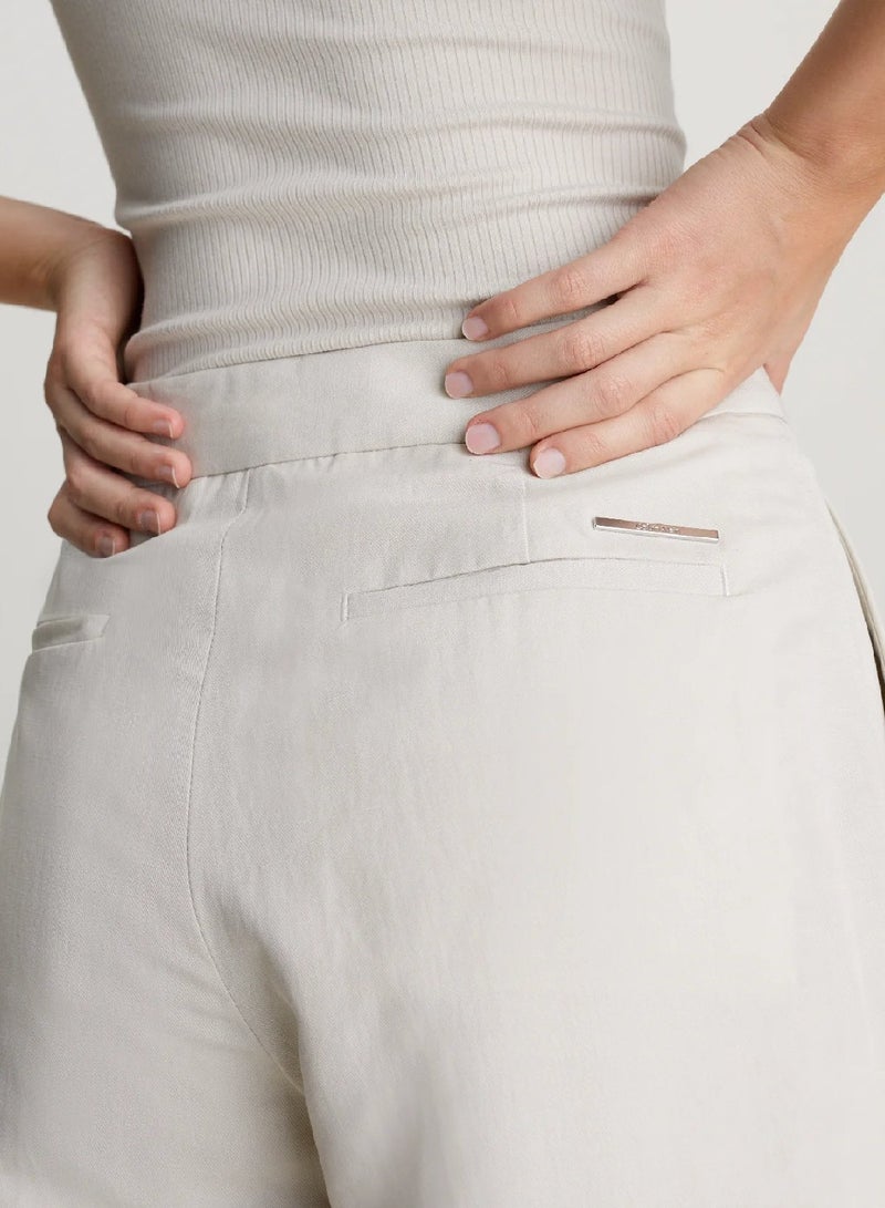 CALVIN KLEIN Wide Linen Blend Tailored Shorts - Image 5