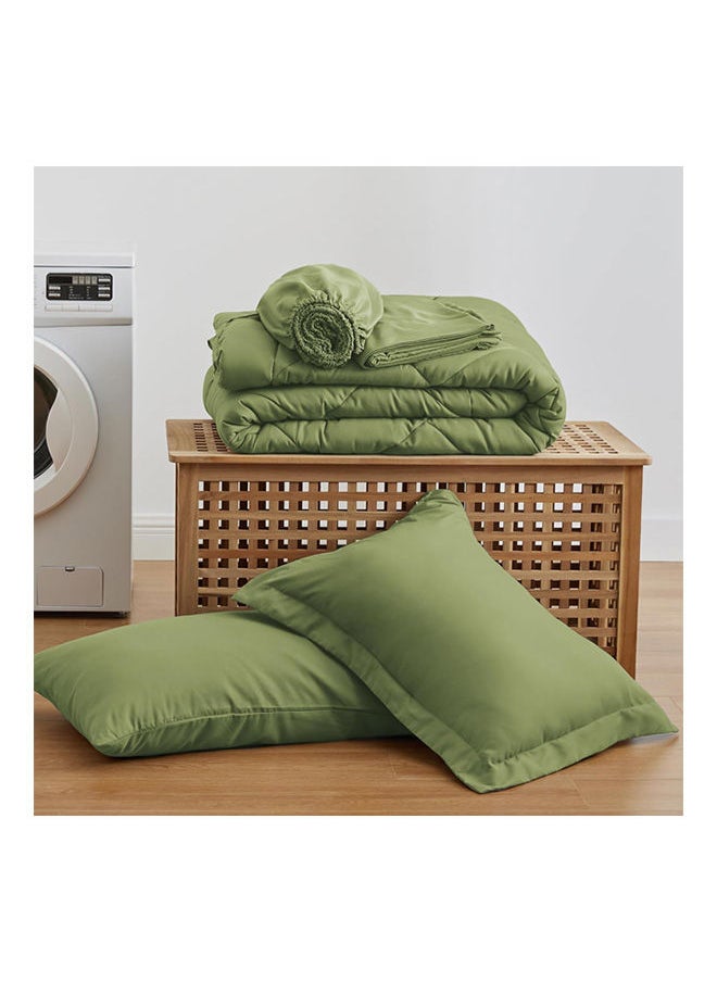 SIGNOOLA - Signoola Diamond Microfiber Heavy Comforter, 3.5 kg ,Set of 6 Piece (1 Comforter Blanket , 2 Pillow Cases , 1 Fitted sheet and 2 Pillows ), (180 cm x 240 cm),Double Bed Blanket for Winter Green Color - Image 1