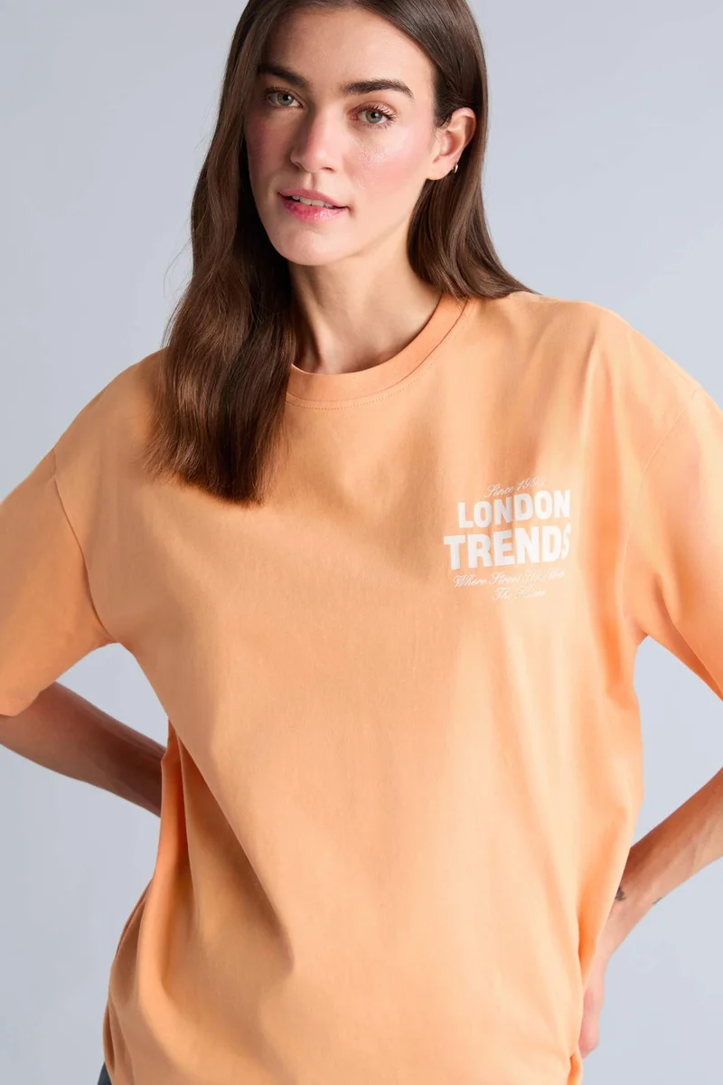 ديفاكتو Oversize Crew Neck Slogan Print T-Shirt