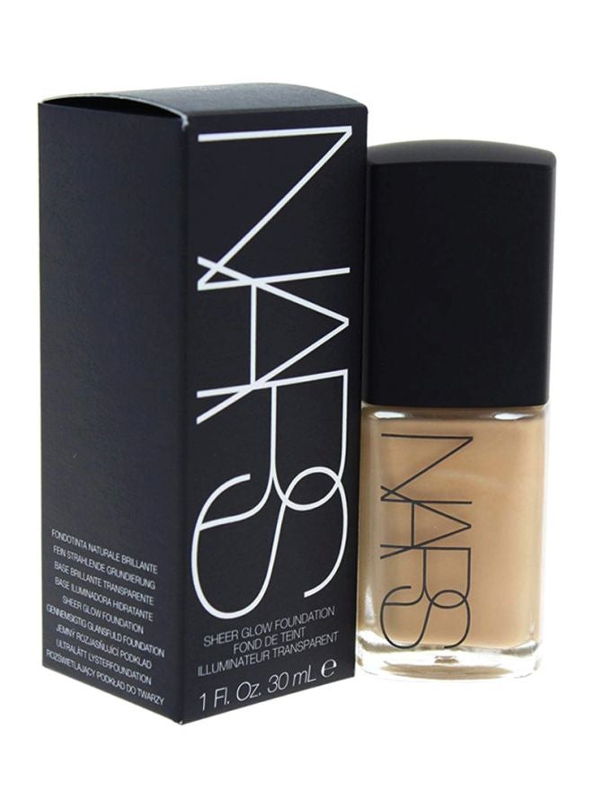 NARS Sheer Glow Foundation Barcelona - Image 1