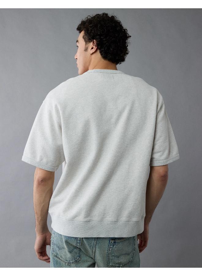 American Eagle Your go-to tee, but with an elevated, sporty vibe in twill cotton fabric.  - Image 2