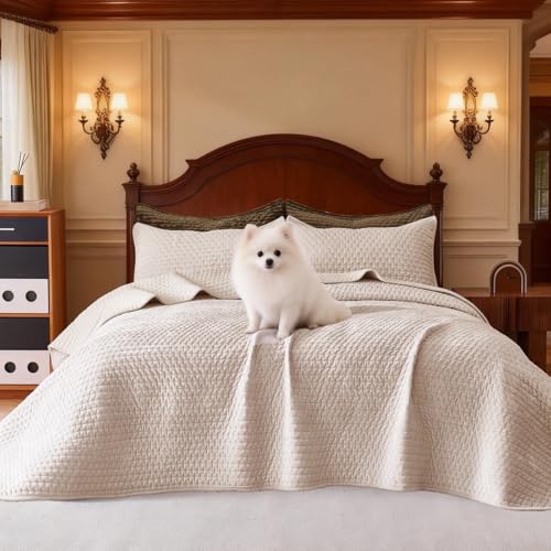 COCOPLOCEUS Luxury Velvet Quilt Set Oversized King Size 120x128 Striped Pick Stitch 3 Piece Bedspread with 2 20x36 Pillow Shams Soft Coverlet Bedding Set Lightweight Comforter for All Season Beige - Image 4