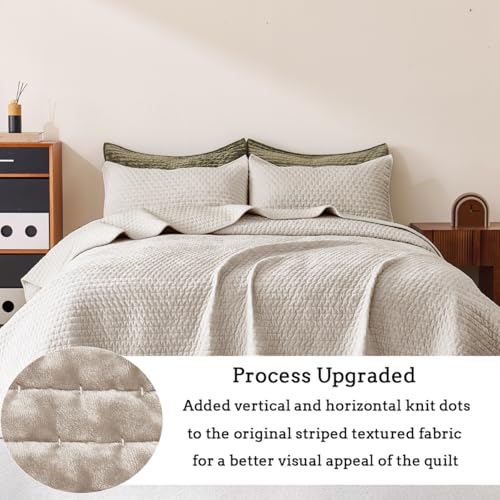 COCOPLOCEUS Luxury Velvet Quilt Set Oversized King Size 120x128 Striped Pick Stitch 3 Piece Bedspread with 2 20x36 Pillow Shams Soft Coverlet Bedding Set Lightweight Comforter for All Season Beige - Image 5