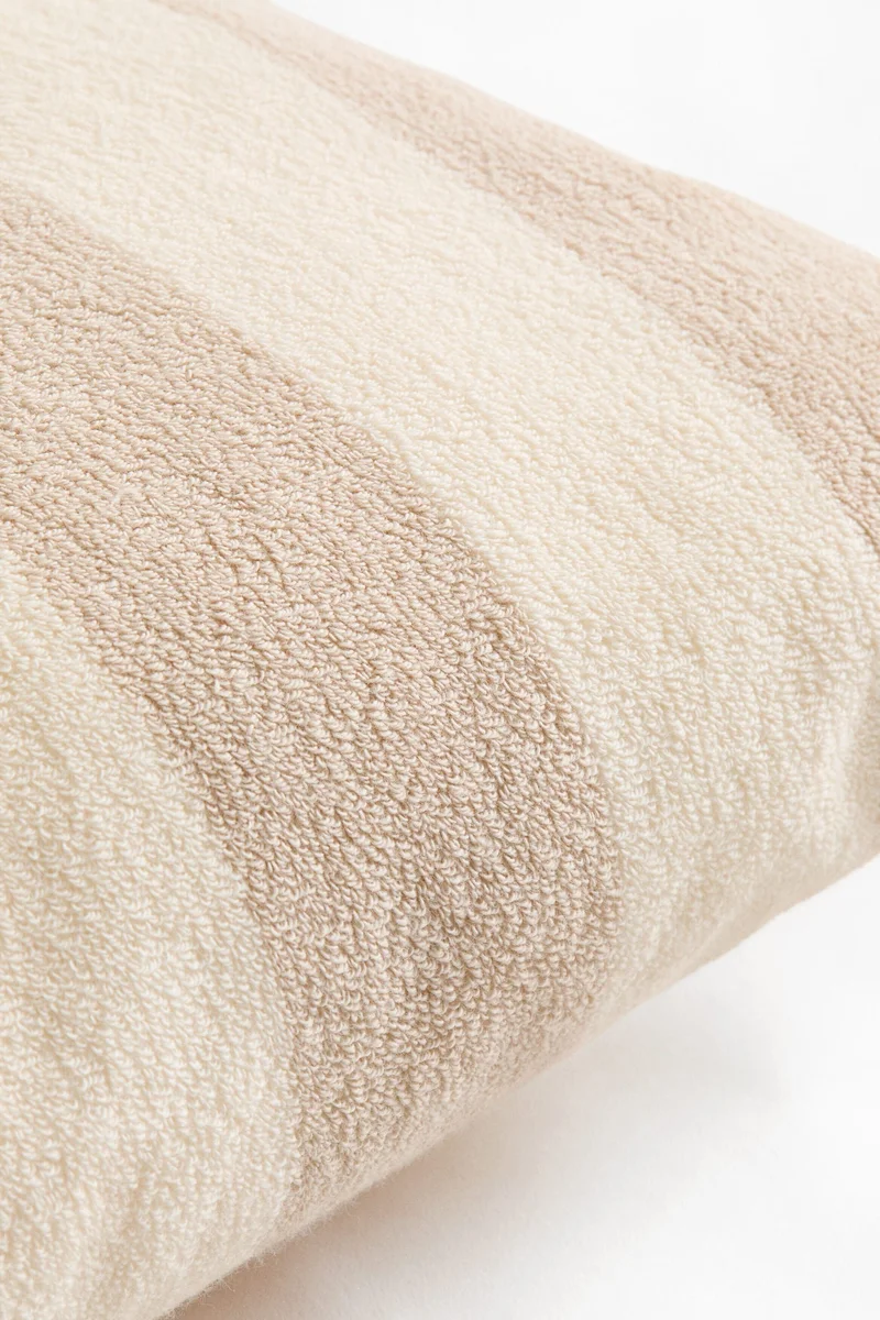 اتش اند ام وسادة للشاطئ من التيري