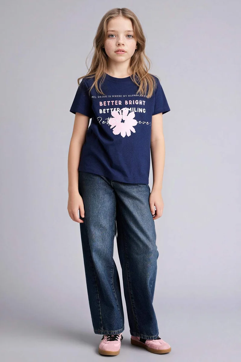 ديفاكتو Girl Regular Fit Crew Neck Slogan Print T-Shirt