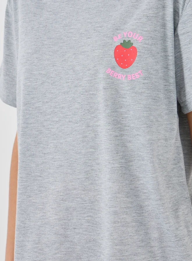 Styli Styli Women Strawberry Print Dropped Shoulder T-Shirt and Side Slit Pyjama Set