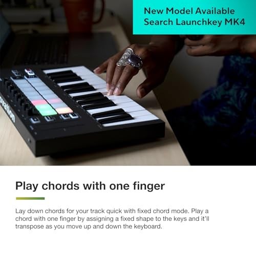 Novation Launchkey Mini [MK3] 25-Mini-Key MIDI Keyboard - Image 4