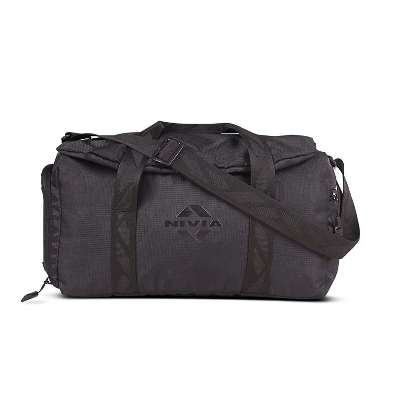 نيفيا Nivia Blend Gym Duffle Bag with Dedicated Shoe Pocket and Spacious Compartment - 20 Litres (Black)