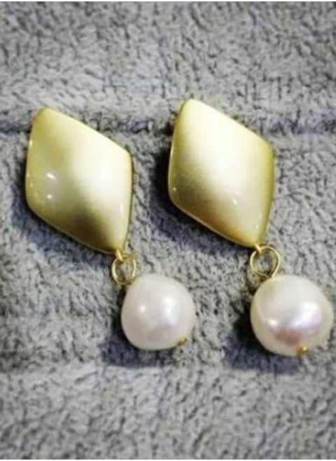 Lily's Style Fake Pearl Drop Earrings