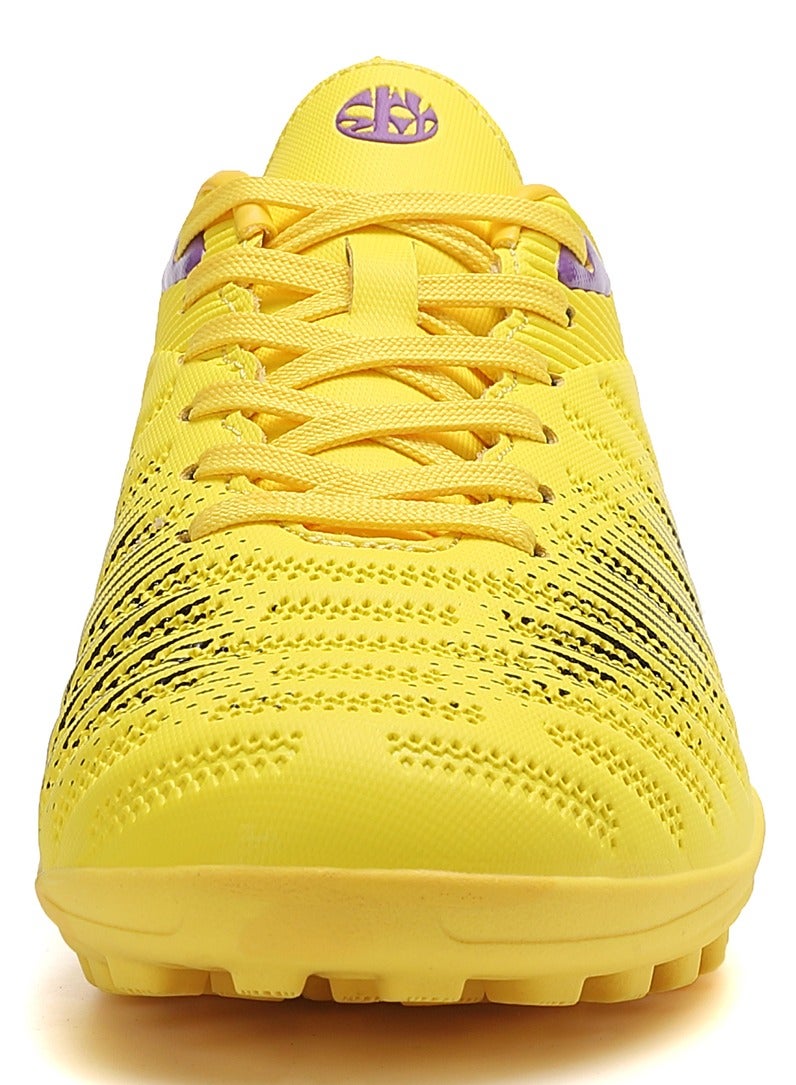 سكاي فيو أحذية كرة قدم للأطفال للأرضيات الصلبة للشباب والأولاد والبنات، أحذية كرة قدم مصنوعة من مواد ممتازة لراحة وأداء معزز، أحذية كرة قدم للأطفال متعددة الألوان - Image 3