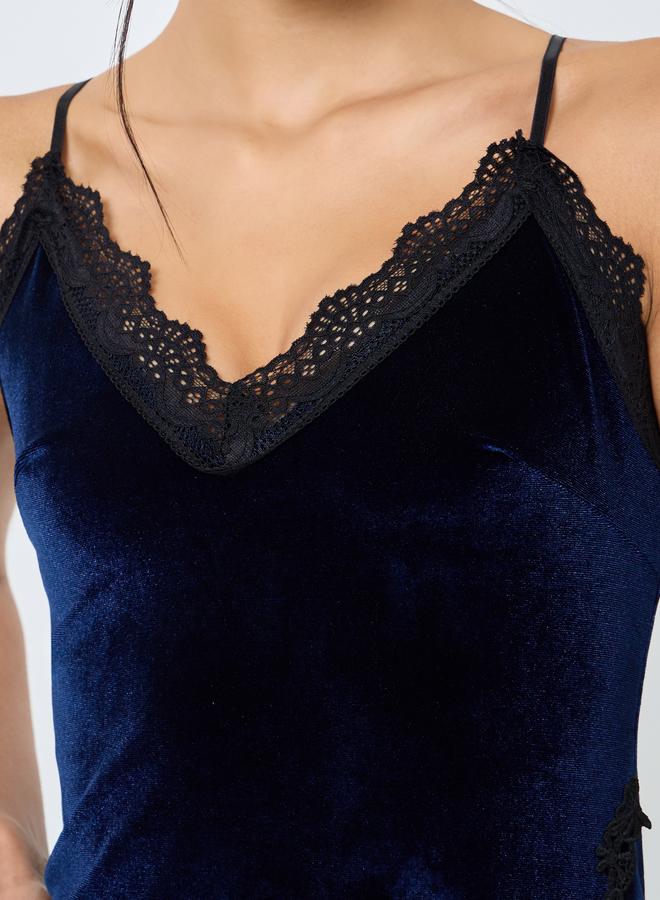 Styli Velvet Contrast Lace Trim Thigh Slit Slip Dress - Image 3