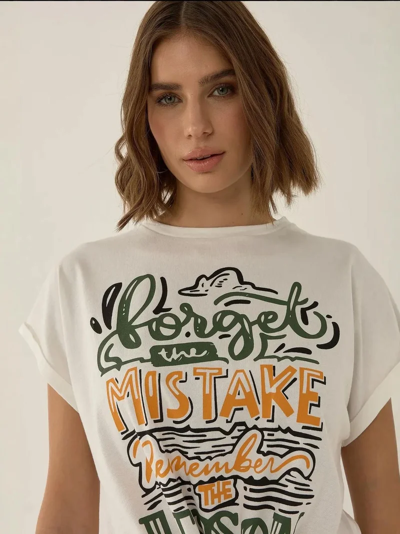 هيكاب تيشيرت قصير مطبوع