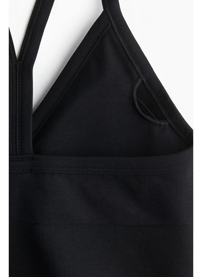 اتش اند ام Seamless Medium Support Sports bra with DryMove™