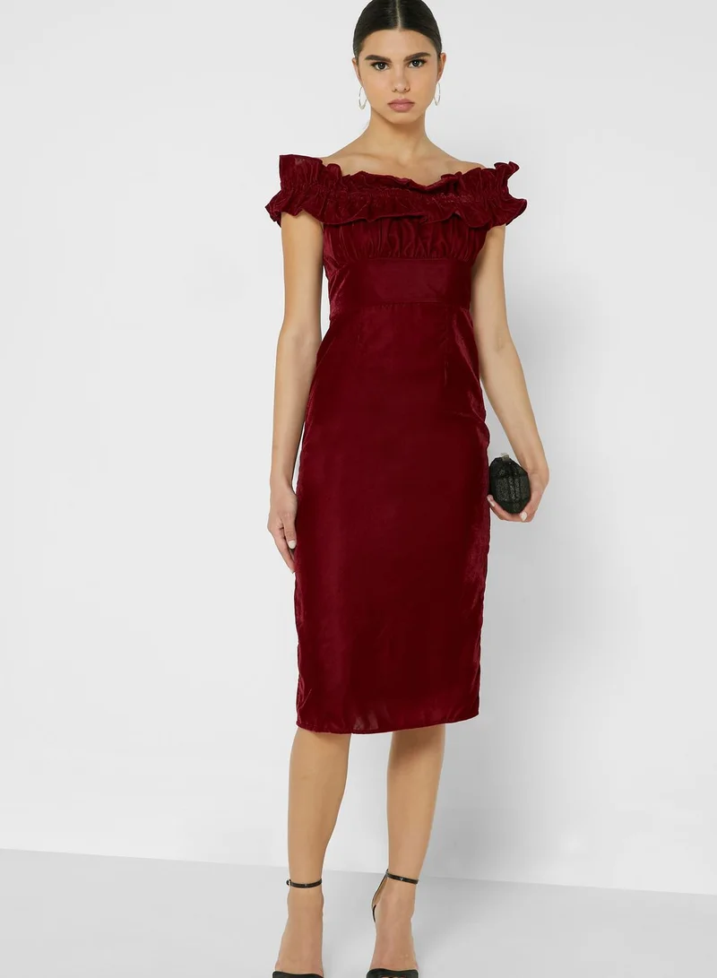 Hope & Ivy Ruffle Detail Bardot Dress