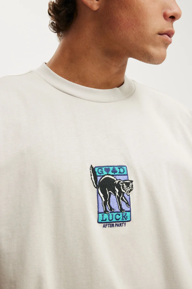 Cotton On Box Fit Graphic T-Shirt