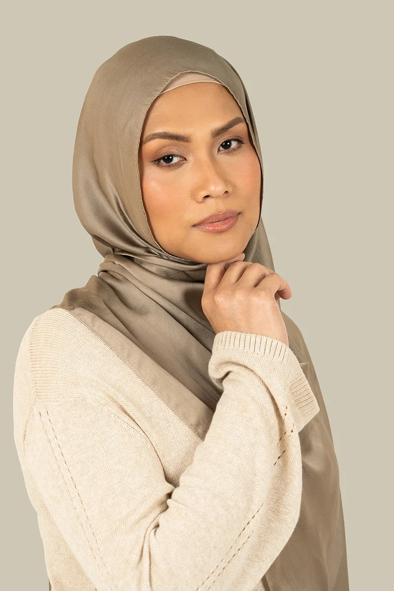 سيلكروز حجاب موكا مودال ساتان