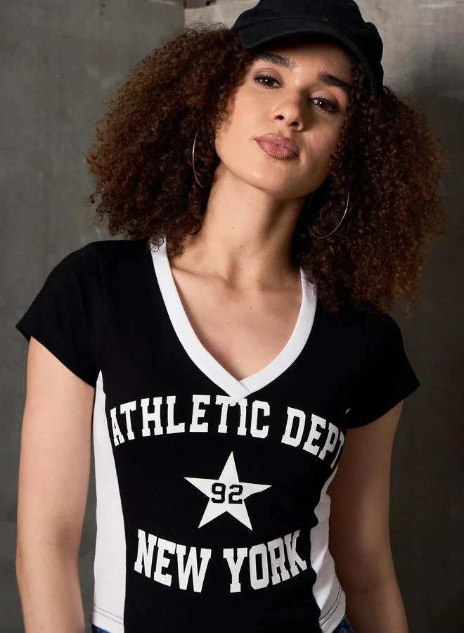 SASSAFRAS Sassafras Black New York Print V Neck Fitted T-Shirt