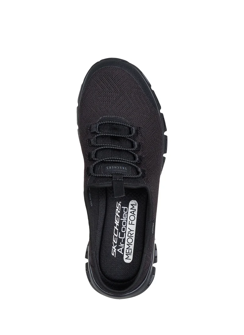 SKECHERS Glide-Step
