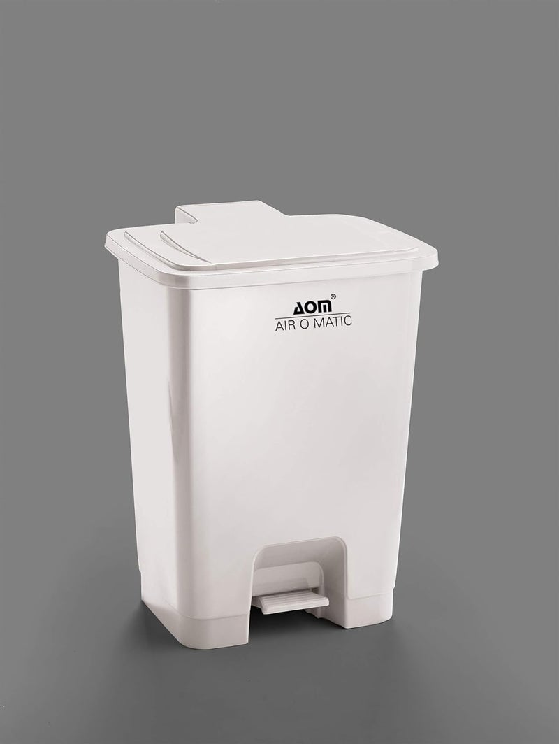 AIR O MATIC AIR O MATIC BIOHAZARD Plastic Pedal Dustbin 20 Ltr WHITE  - Image 2