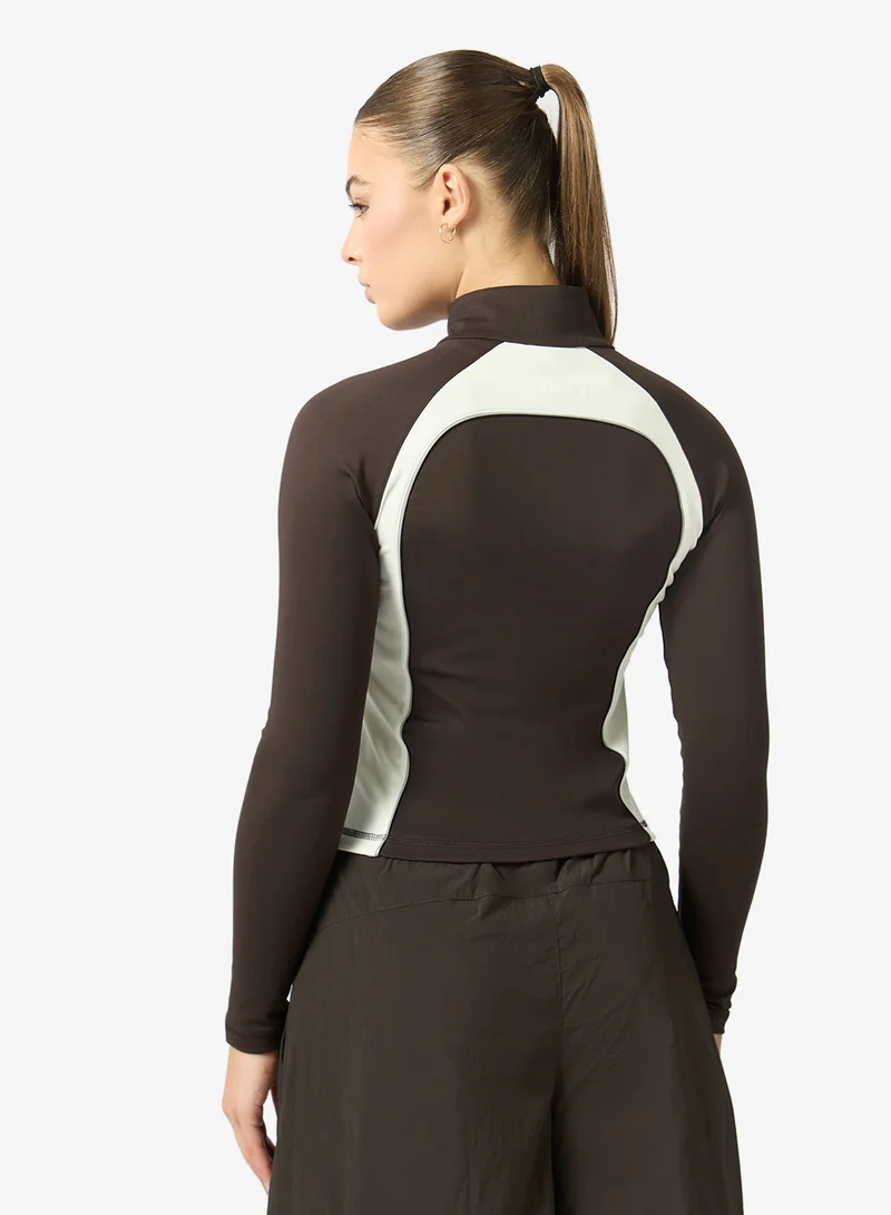 Nike VELVET BROWN/SAIL Shox Graphic T-Shirt for Women | Best Price UAE