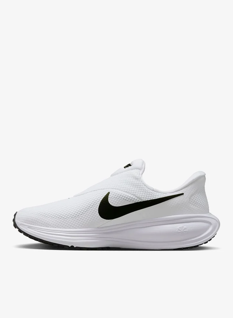 نايكي ريڤولوشن ٨ إيزي أون