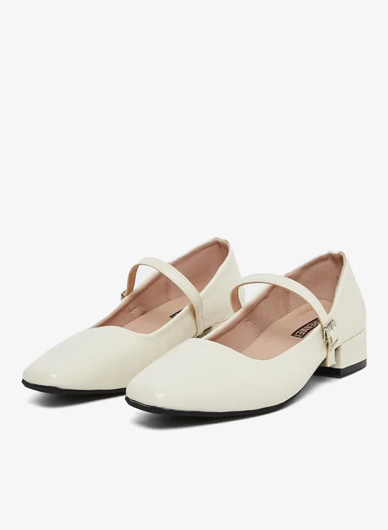 تايك تو حذاء ماري جيم بكعب بلوك