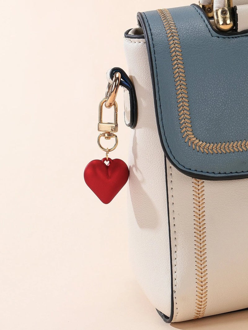 Red Metallic Heart Keychain – Elegant Accessory for Bags and Keys - Image 3