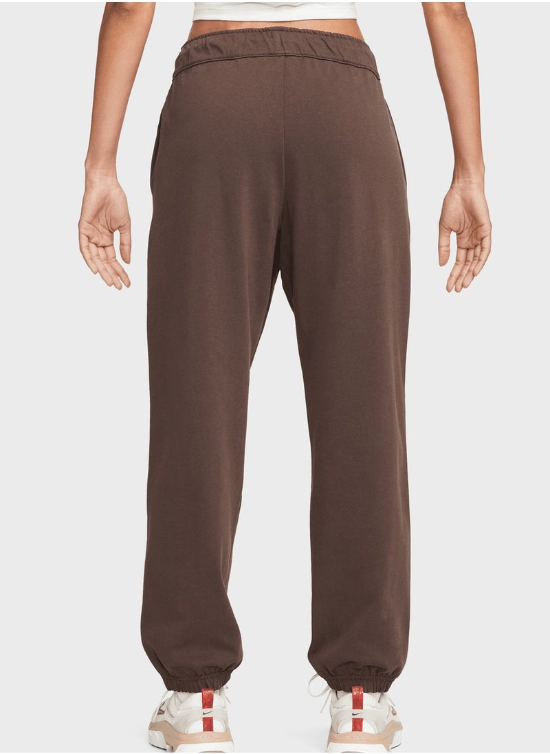 Nike - Easy Joggers - Image 1