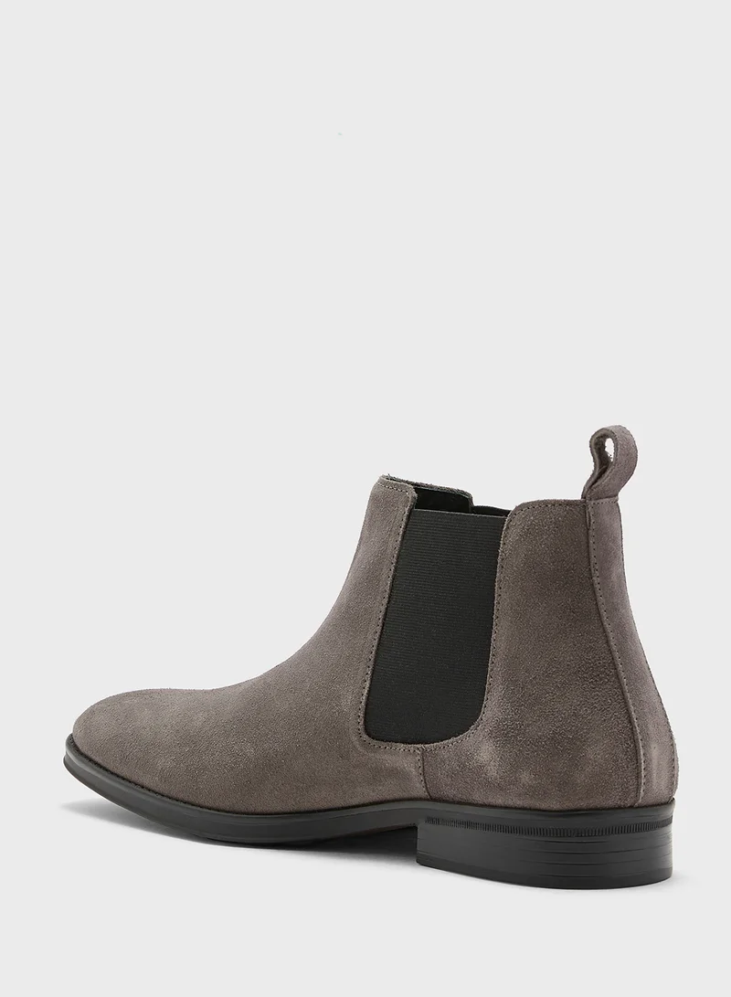 Robert Wood Genuine Suede Leather Chelsea Boots