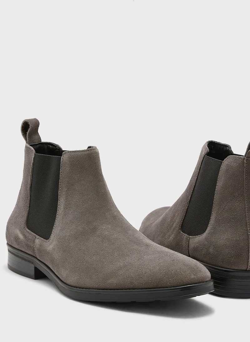 Robert Wood Genuine Suede Leather Chelsea Boots
