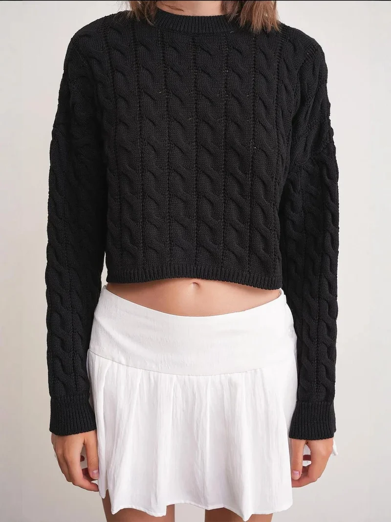 MixRay Black Mixray Cable Knit Pattern Crew Neck Sweater for Women | Best Price UAE