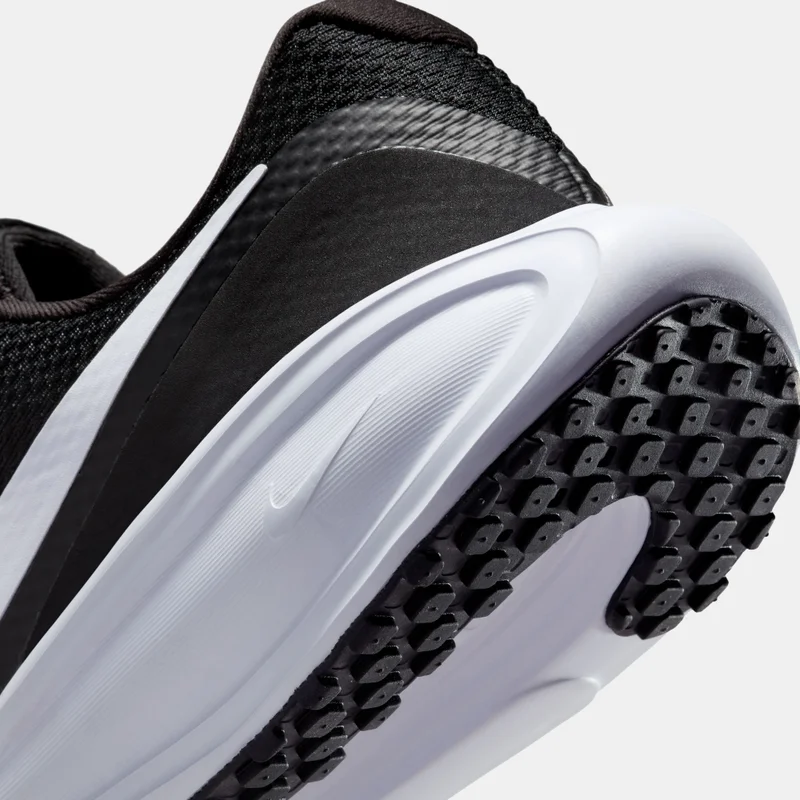 Nike Women's Revolution 8 Running Shoes