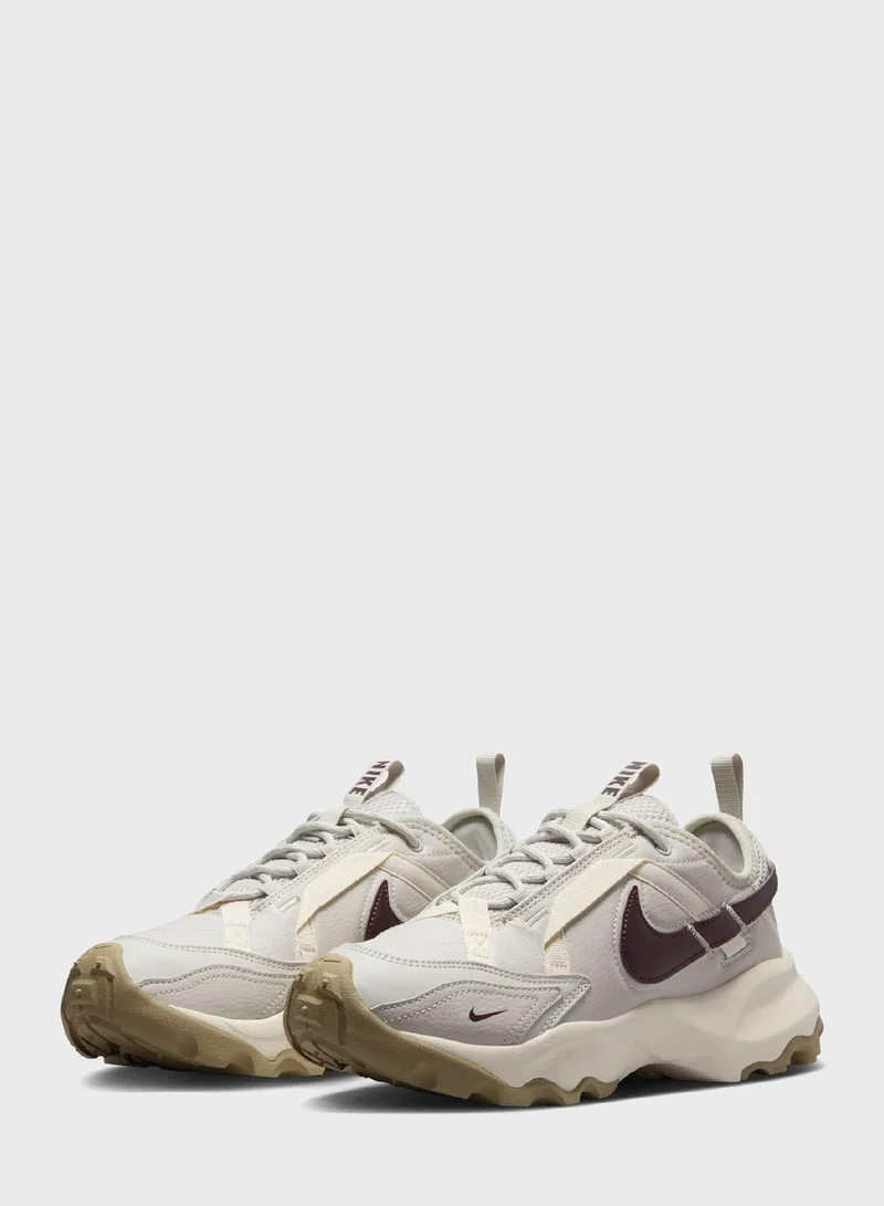 Nike Tc 7900