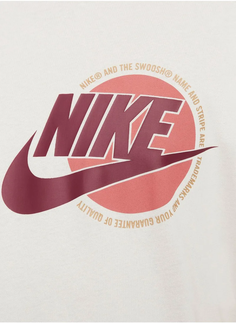 Nike Nsw Graphic T-Shirt