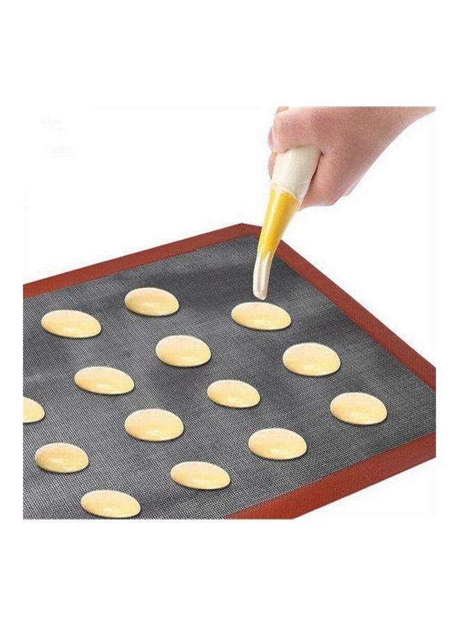 Perforated Silicone Baking Mat Black/Brown 40 x 30cm - Image 3