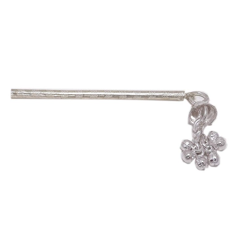 Sahiba Gems فلوت باسوري فضية مصممة من ساهبا جيمز مع غونغرو فضي لعيد ميلاد اللورد كريشنا طول 7 سنتيمتر حجم صغير - Image 1