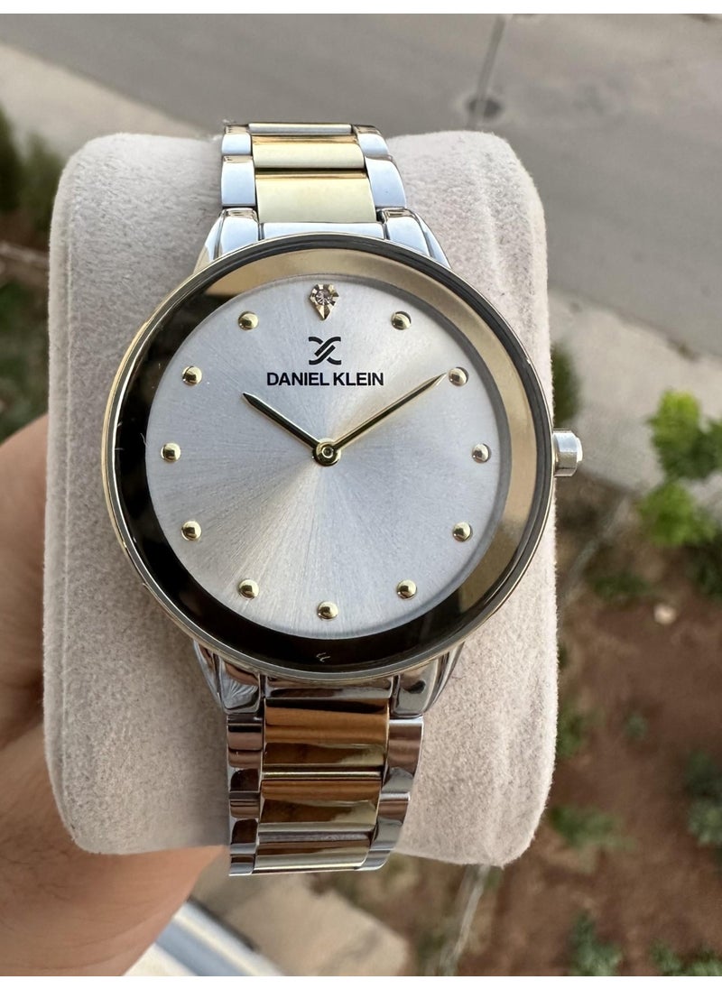 DANIEL KLEIN New Model Women's Silver-Gold Color Wristwatch Without Seconds + Gift Bracelet  - Image 4
