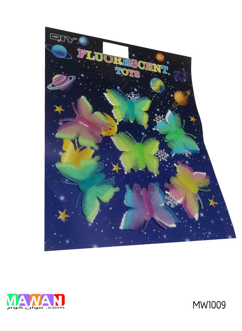 Mawan - A sticker that glows in the dark in the shape of butterflies - Image 1