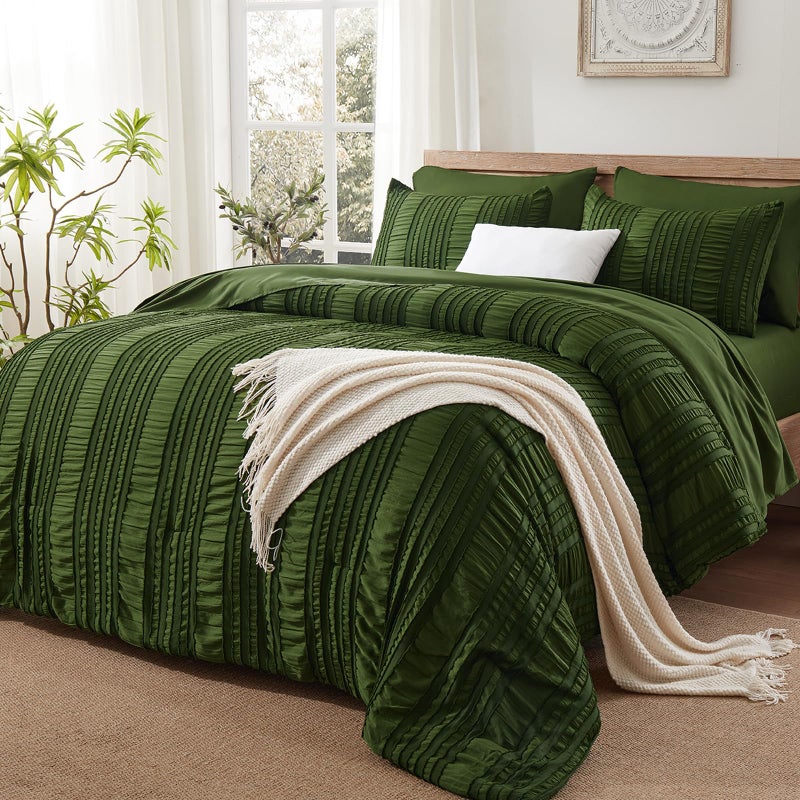 DHSFKBE Green-King Comforter Sets - Image 1