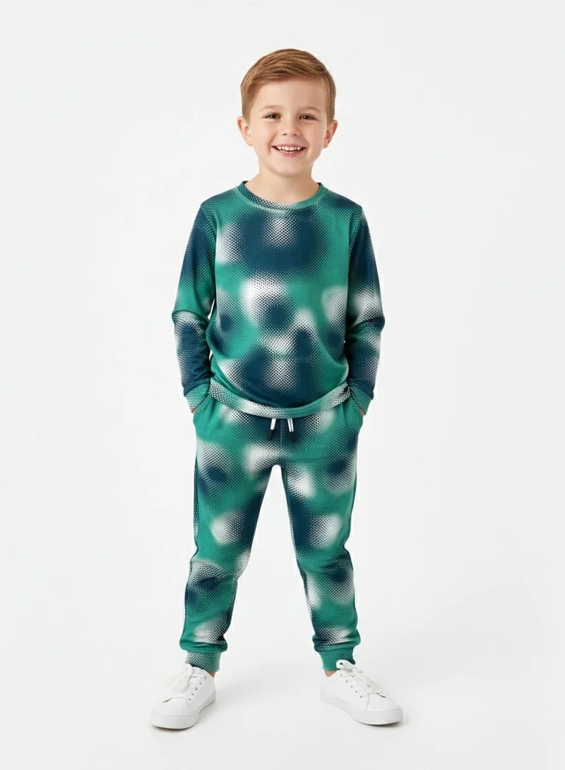 بيبي كلو طقم تيشيرت وبنطلون رياضي بنقشة البيكسل الأخضر للأولاد