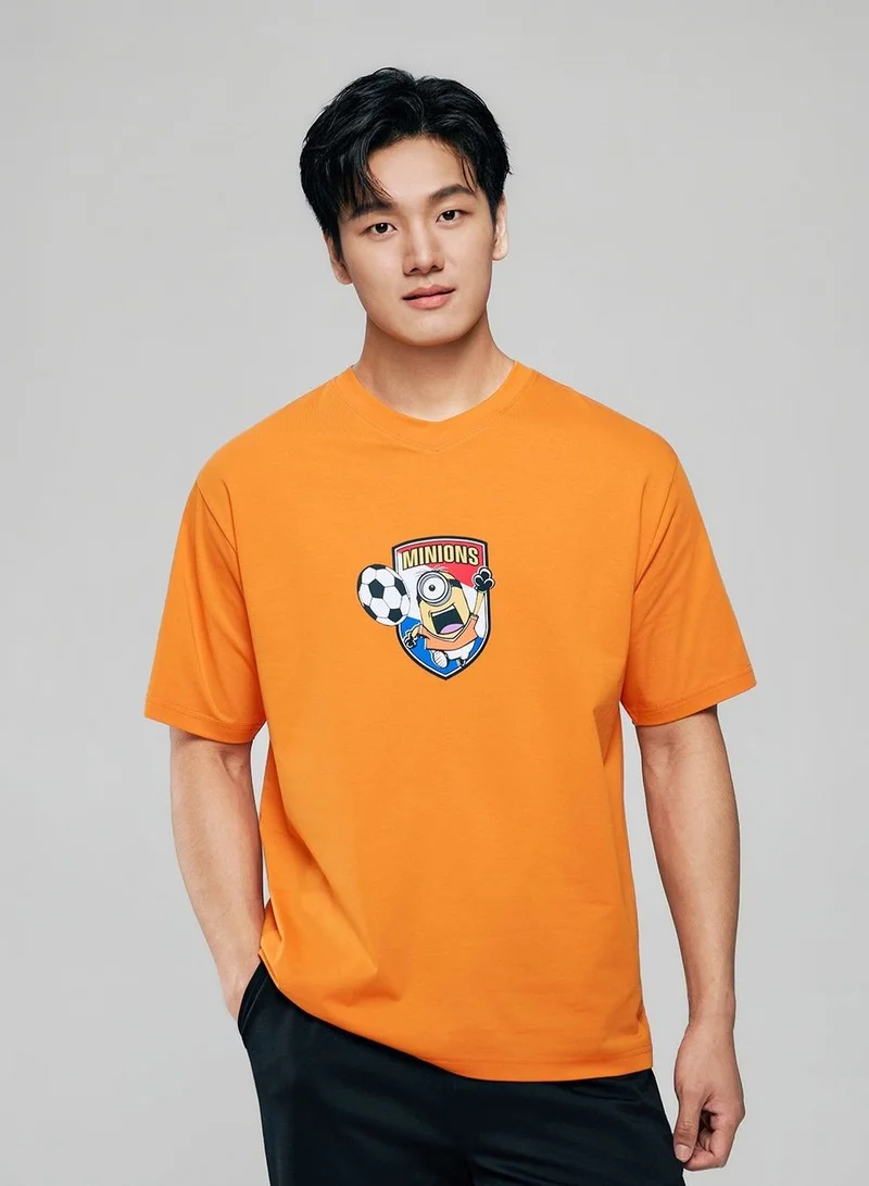 Men Relaxed Minions World Cup Soccer Badge Tee