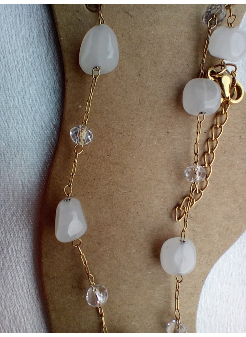 Handmade Elegant White Bead Gold Anklet for Women - Image 3