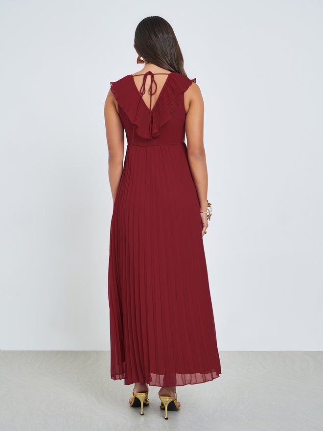 Styli Red Sleeveless Pleated Maxi Dress - Image 5