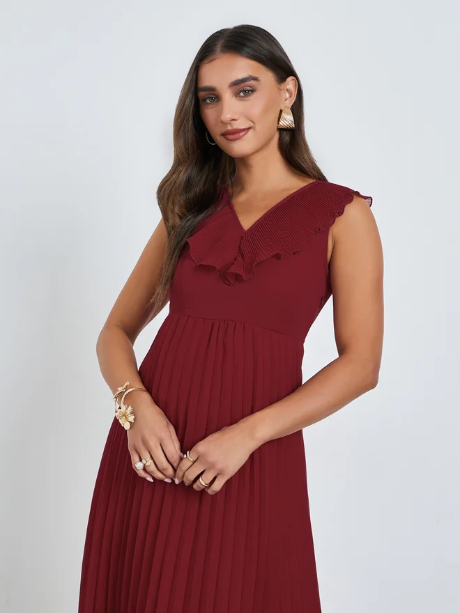 Styli  Styli Red Sleeveless Pleated Maxi Dress for Women | Best Price UAE