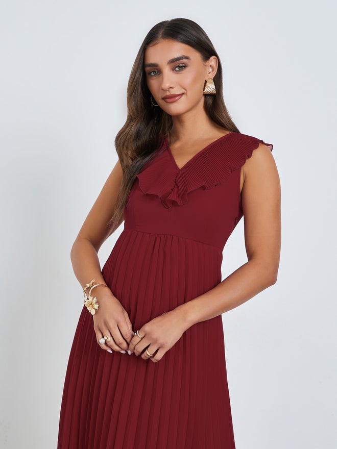 Styli Red Sleeveless Pleated Maxi Dress - Image 2