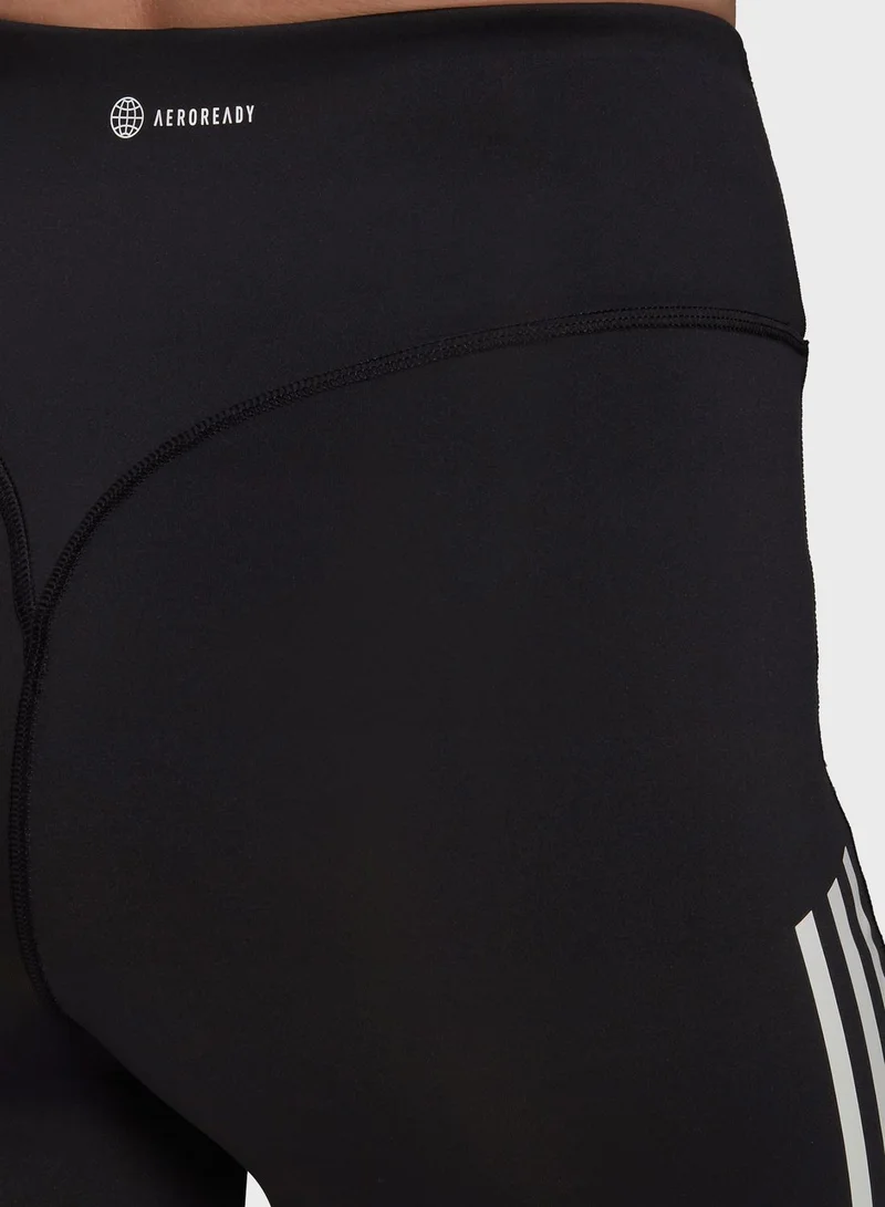 adidas شورت مزين بعلامة الماركة